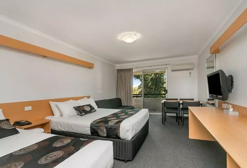 فندق Flag Motor Lodge