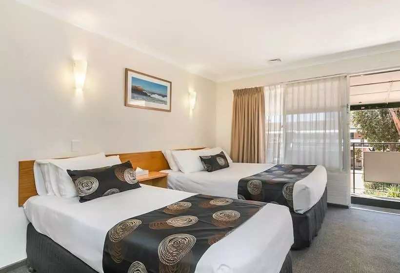 فندق Flag Motor Lodge