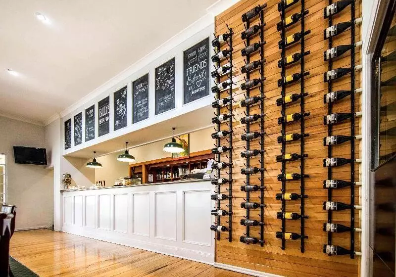 Mercure Ballarat Hotel & Convention Centre