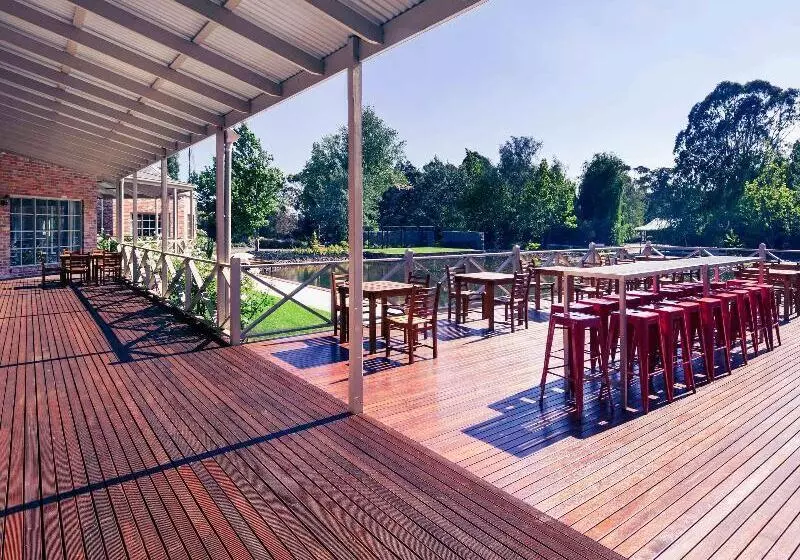 Mercure Ballarat Hotel & Convention Centre