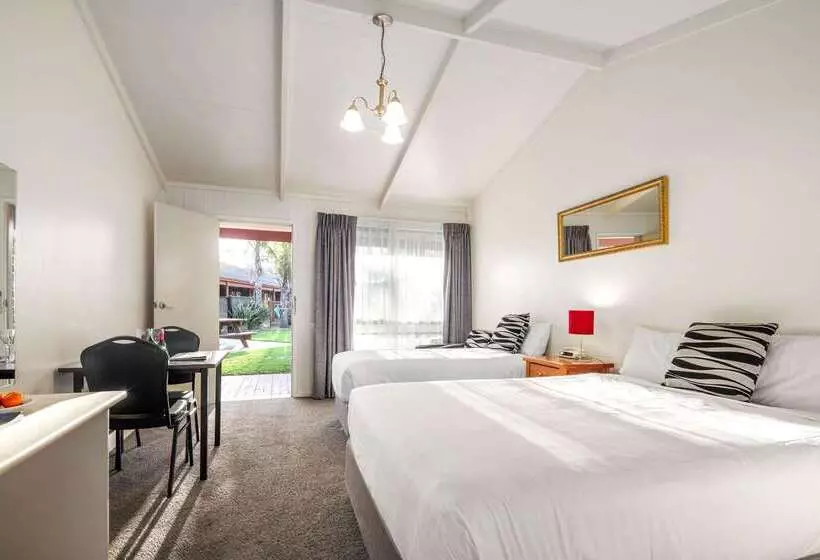 Quality Hotel Lakeside