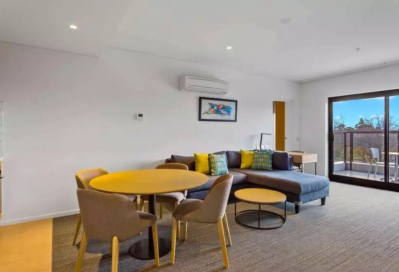 Quality Hotel Lakeside