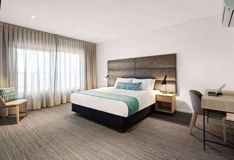 Quality Hotel Lakeside