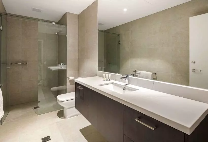 Quality Hotel Lakeside