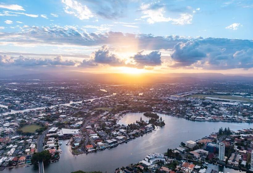 בית מלון כפרי Sofitel Gold Coast Broadbeach