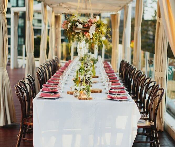 בית מלון כפרי Sofitel Gold Coast Broadbeach