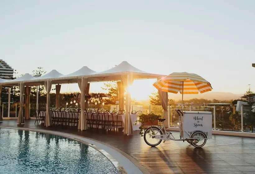 Hotel Sofitel Gold Coast Broadbeach