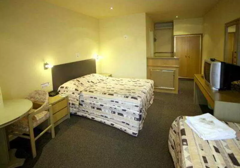 Jika International Motel Conference Centre & Restaurant