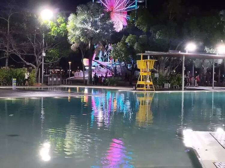 Reef Gateway Apartments