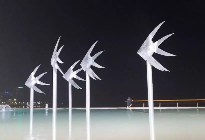 Reef Gateway Apartments