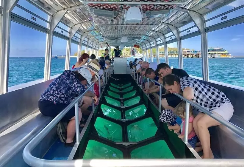 Reef Gateway Apartments