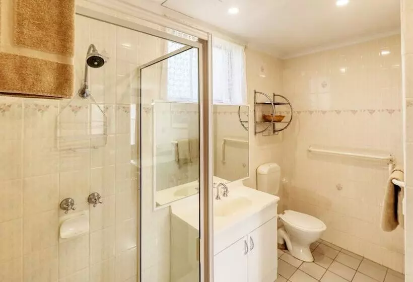 Tumut Farrington Motel