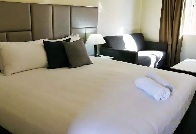 Country Capital Motel