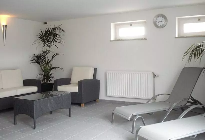 Eurotel Lanaken Different Hotels