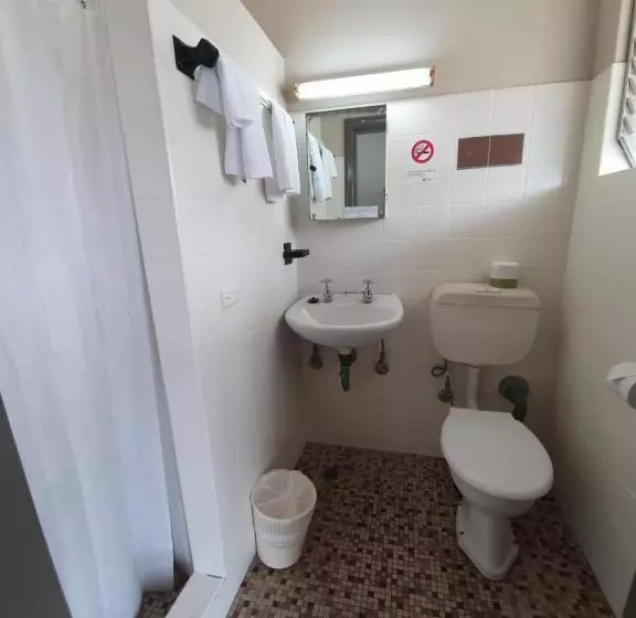 בית מלון כפרי Allen