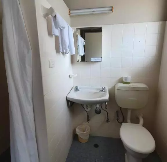 בית מלון כפרי Allen