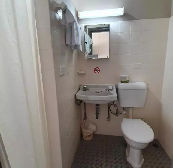 בית מלון כפרי Allen