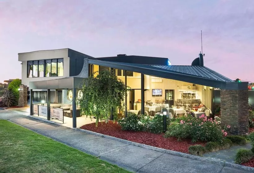 בית מלון כפרי Best Western Mahoneys Motor Inn