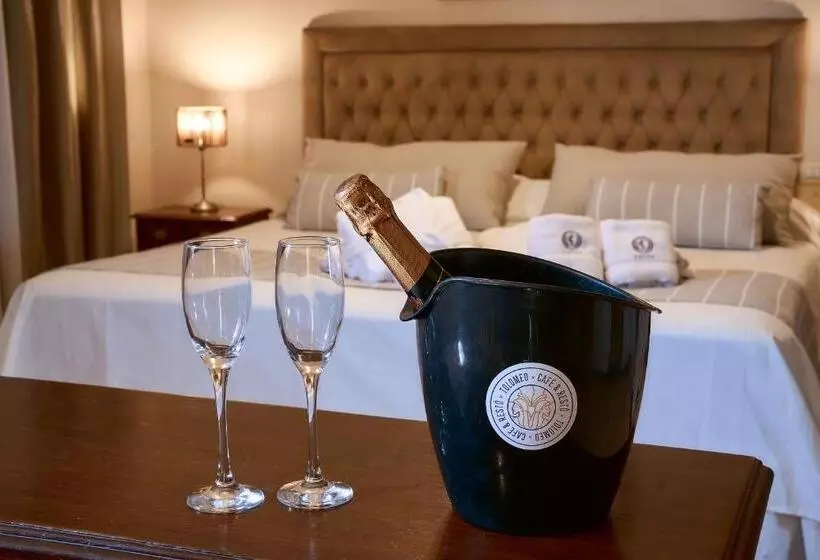 Отель Catalinas Tucuman