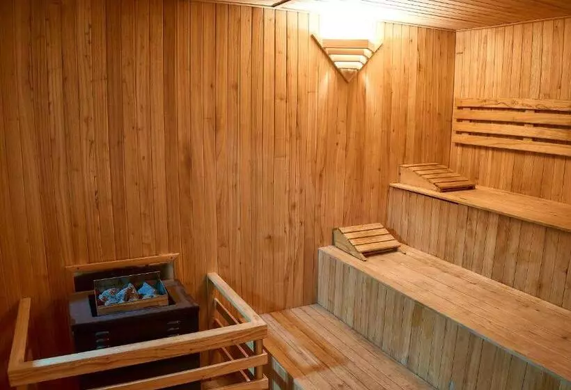 Отель Catalinas Tucuman