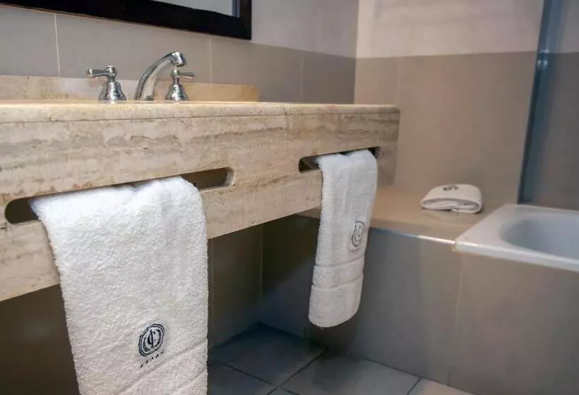 Отель Catalinas Tucuman