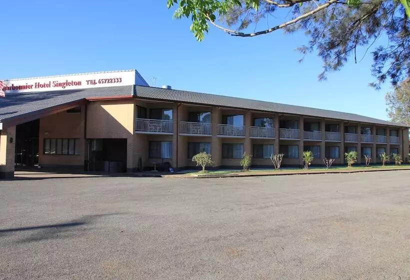 Hotel Charbonnier Motor Inn