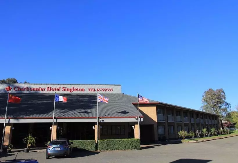 Hotel Charbonnier Motor Inn