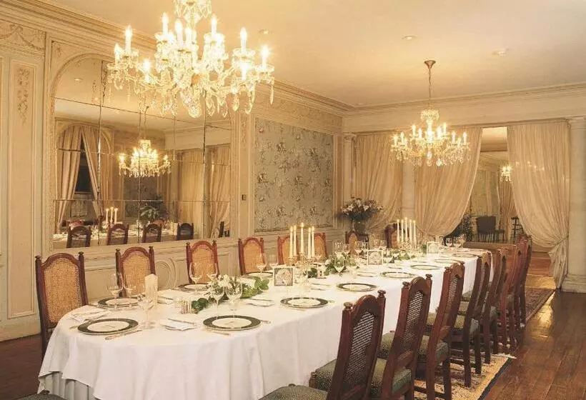 Отель Chateau D Hassonville