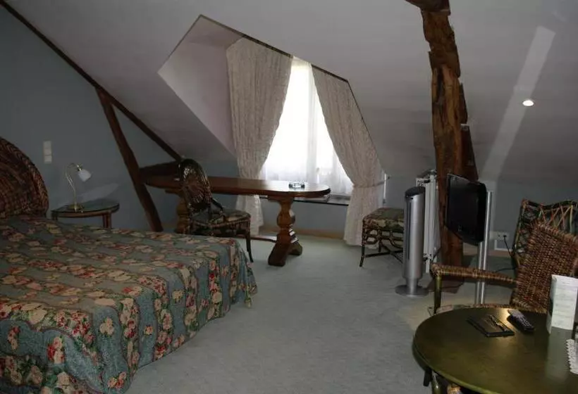 Отель Chateau D Hassonville