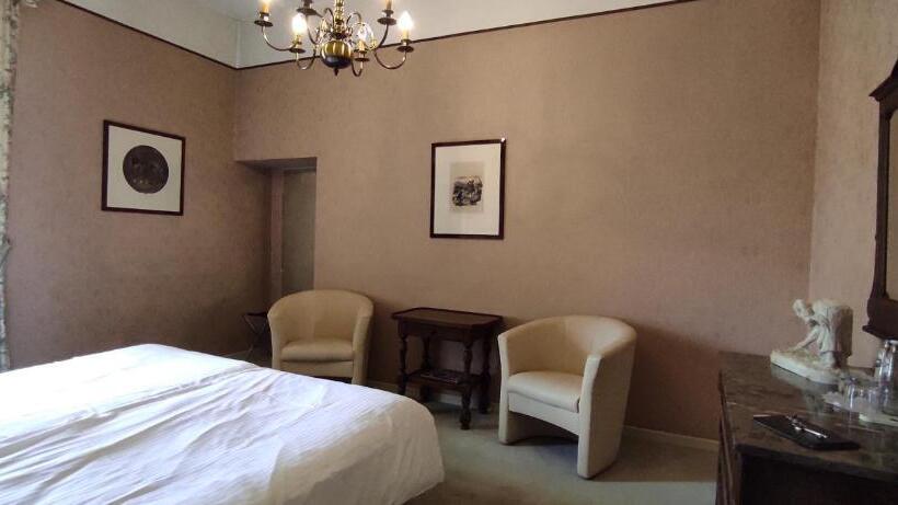 בית מלון כפרי Chateau D Hassonville