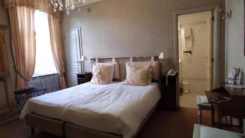 Отель Chateau D Hassonville