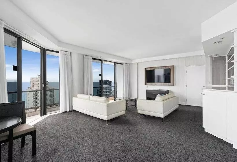 Hotel Crowne Plaza Surfers Paradise, An Ihg