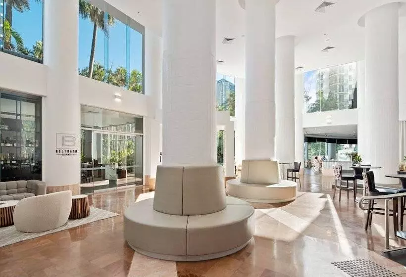 Hotel Crowne Plaza Surfers Paradise, An Ihg