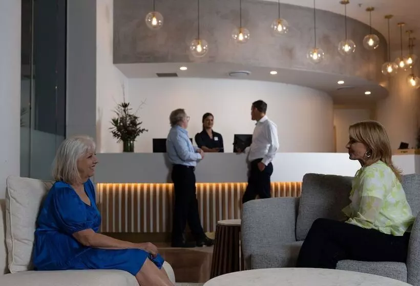 Hotel Crowne Plaza Surfers Paradise, An Ihg