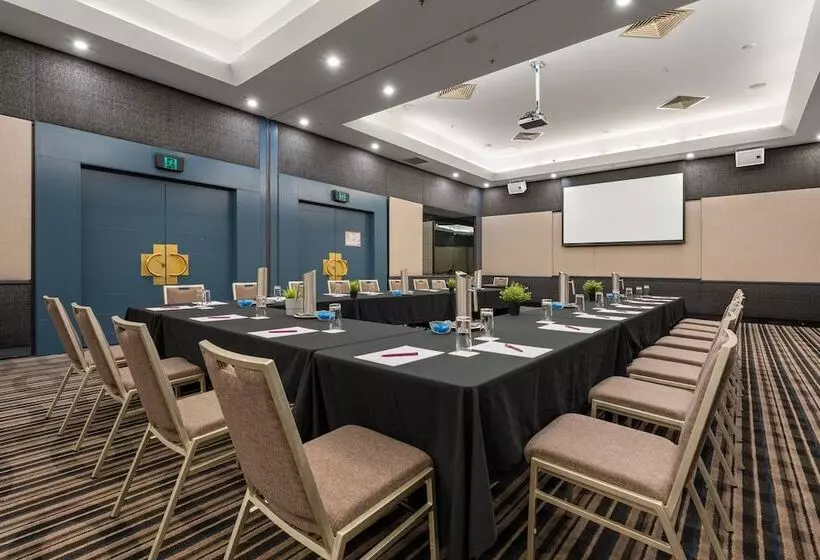 Hotel Crowne Plaza Surfers Paradise, An Ihg