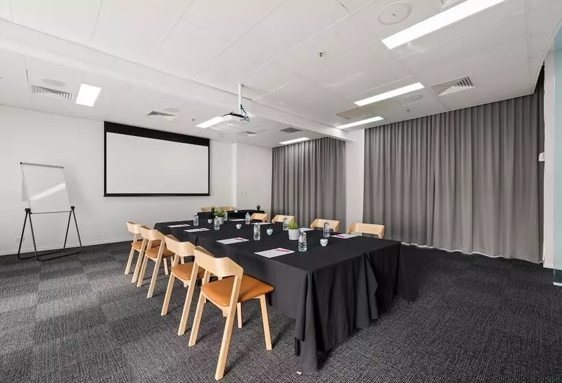 Hotel Crowne Plaza Surfers Paradise, An Ihg