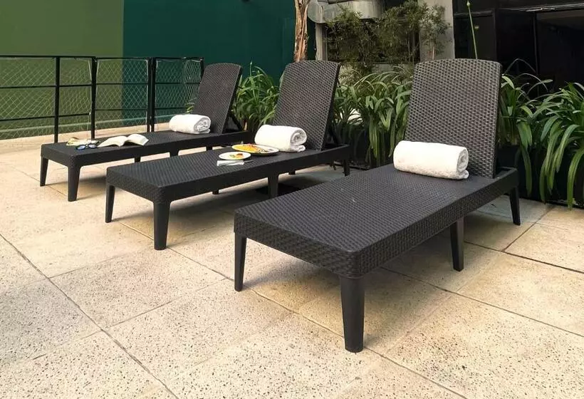 هتل Deco Collection