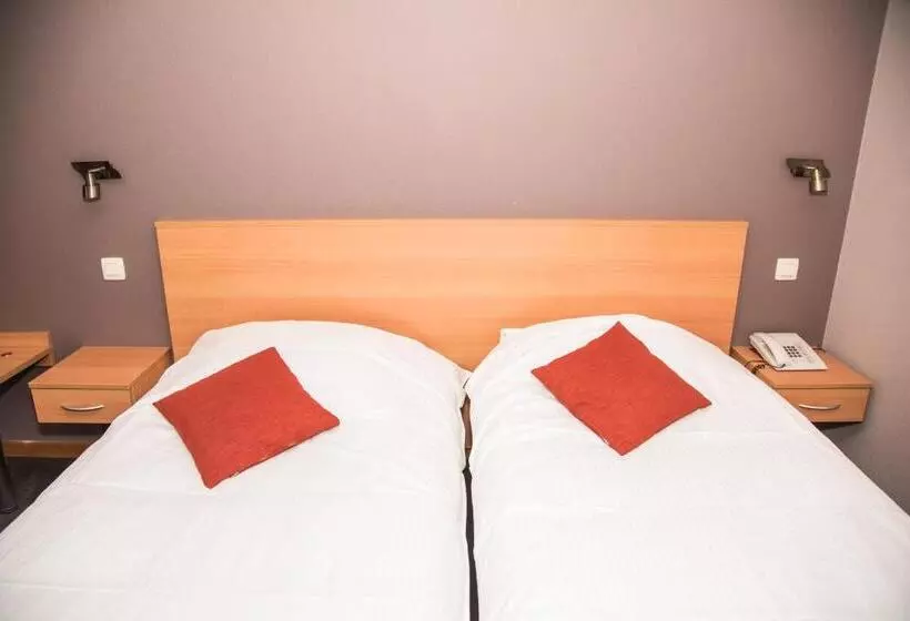 فندق Hôtel Le Relais Du Marquis