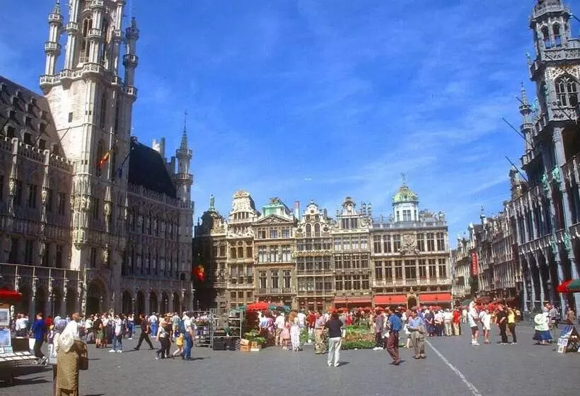 هتل Ibis Brussels City Centre