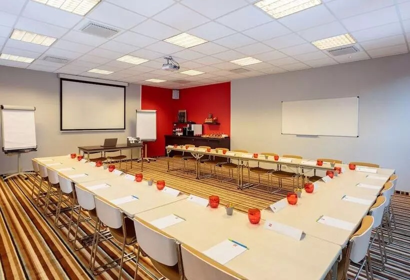 هتل Ibis Brussels City Centre