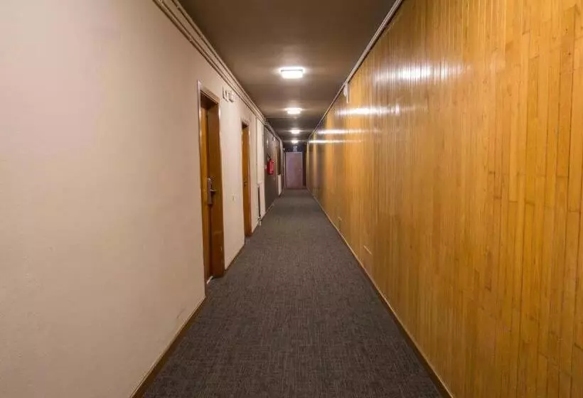 هتل Pic Maia Mountain