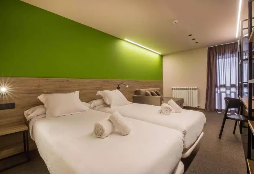 هتل Pic Maia Mountain