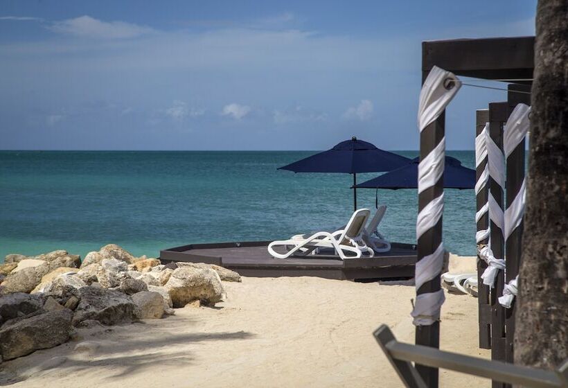 هتل Siboney Beach Club