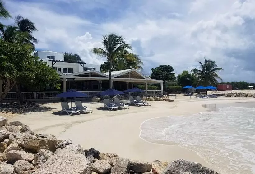 هتل Siboney Beach Club