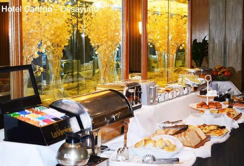 בית מלון כפרי Solans Carlton