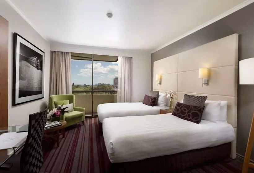 בית מלון כפרי Rydges North Sydney