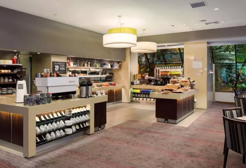 בית מלון כפרי Rydges North Sydney