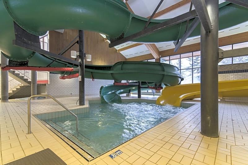 Douglas Fir Resort & Chalets