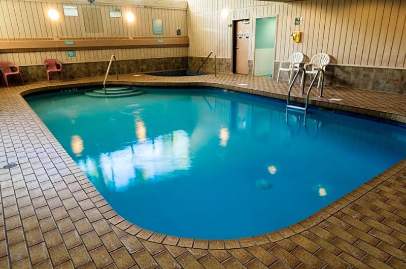 Douglas Fir Resort & Chalets