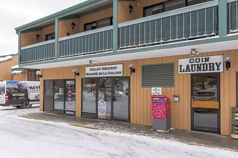 Douglas Fir Resort & Chalets